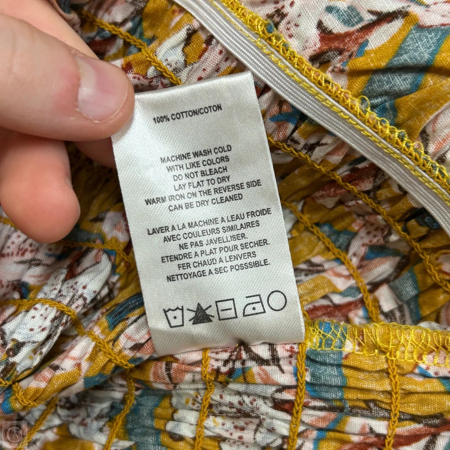 Top Short Sleeve By Vigoss In Yellow, Size: Xl