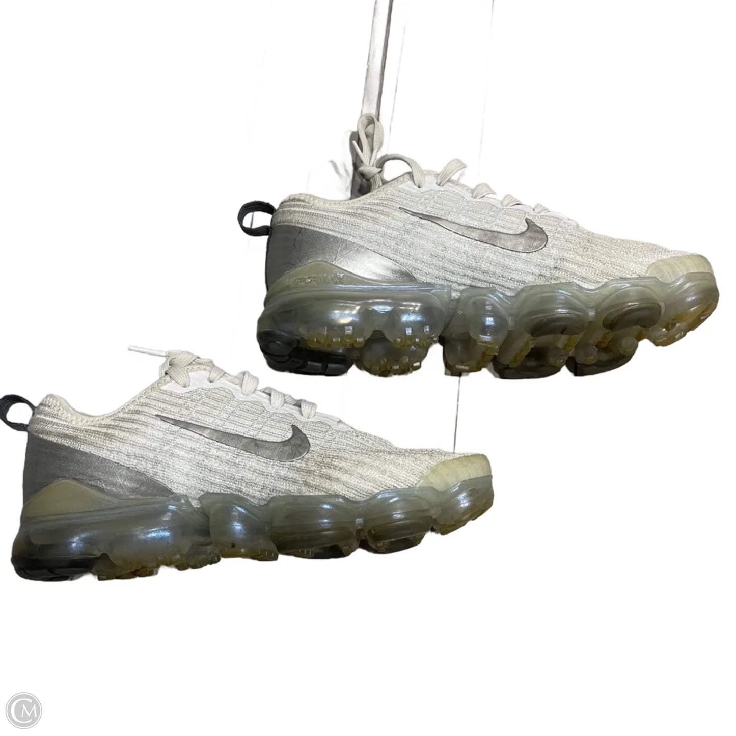 Shoes Athletic By Nike In White, Size: 6