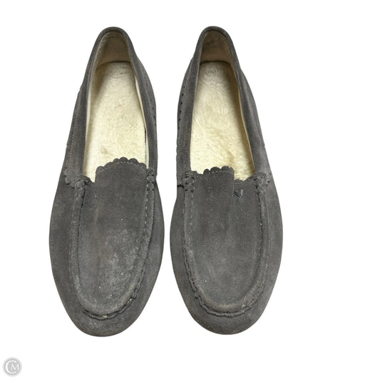 Shoes Flats By Vionic In Grey, Size: 11