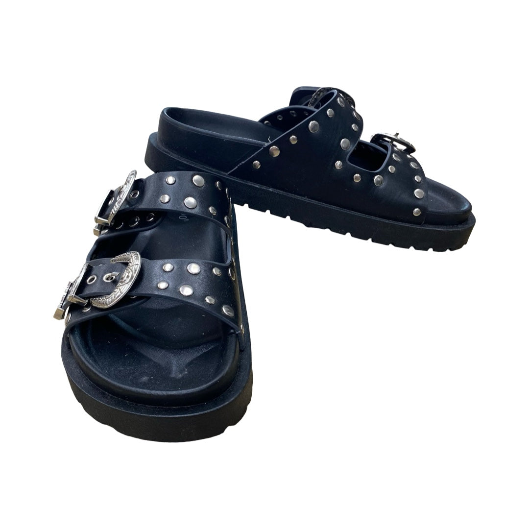 Sandals Flats By Bamboo In Black, Size:7
