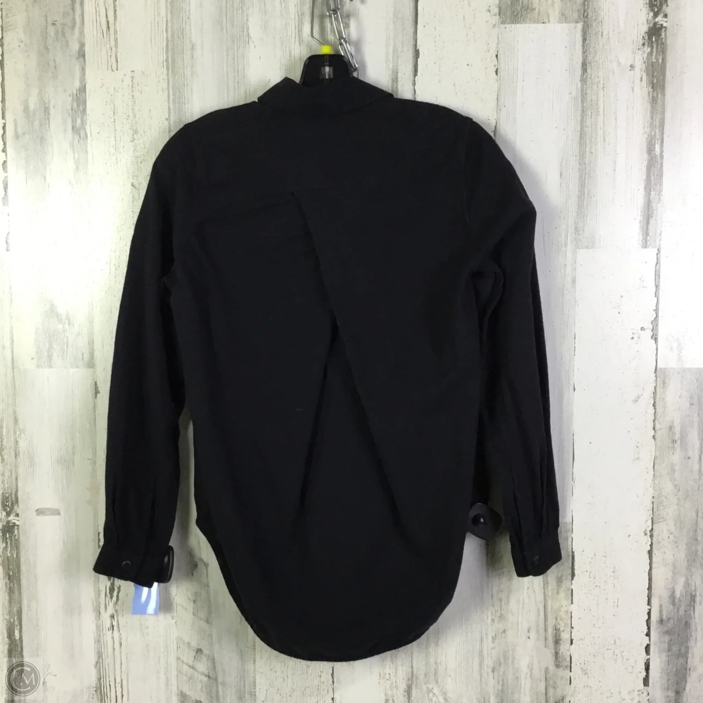 Blouse Long Sleeve By Lululemon In Black, Size: 2