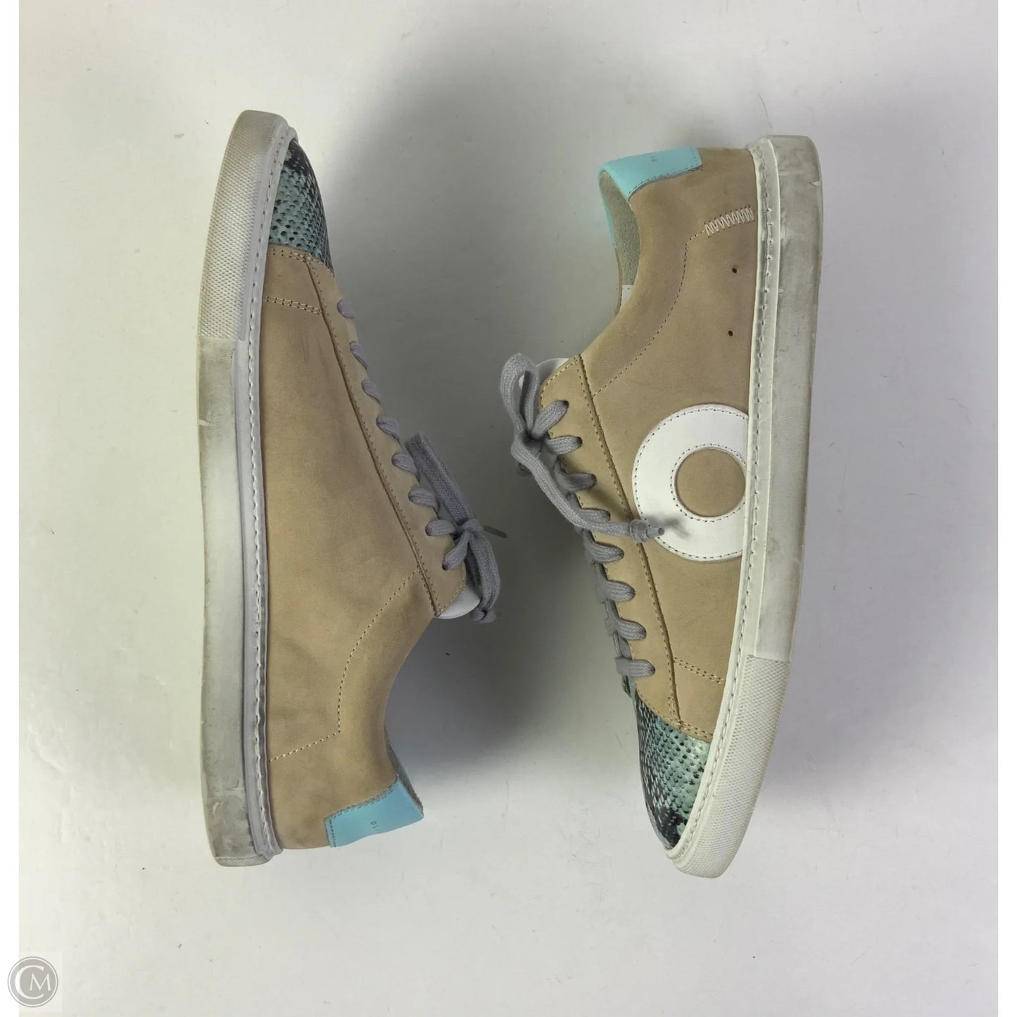 Shoes Sneakers By Cma In Blue & Tan, Size: 9