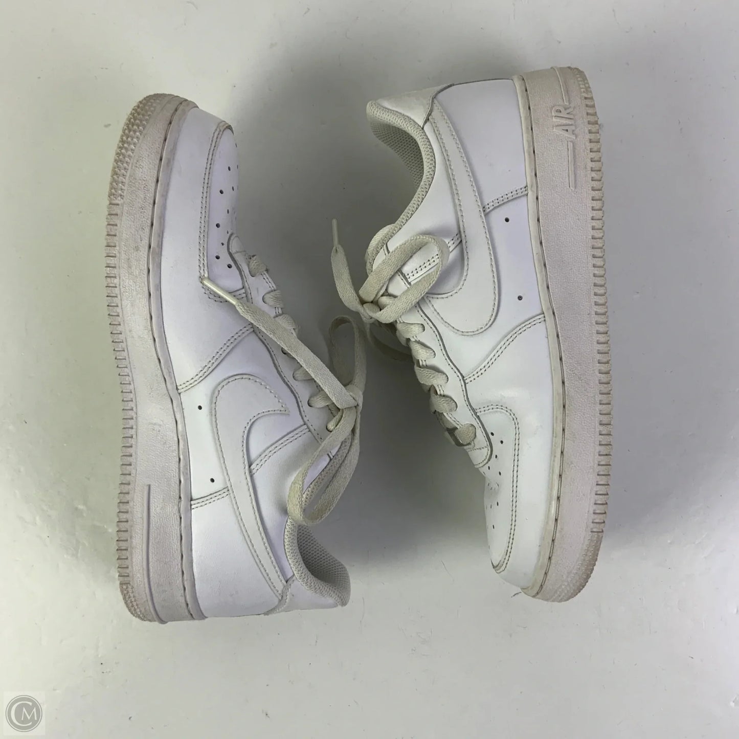 Shoes Athletic By Nike In White, Size: 7