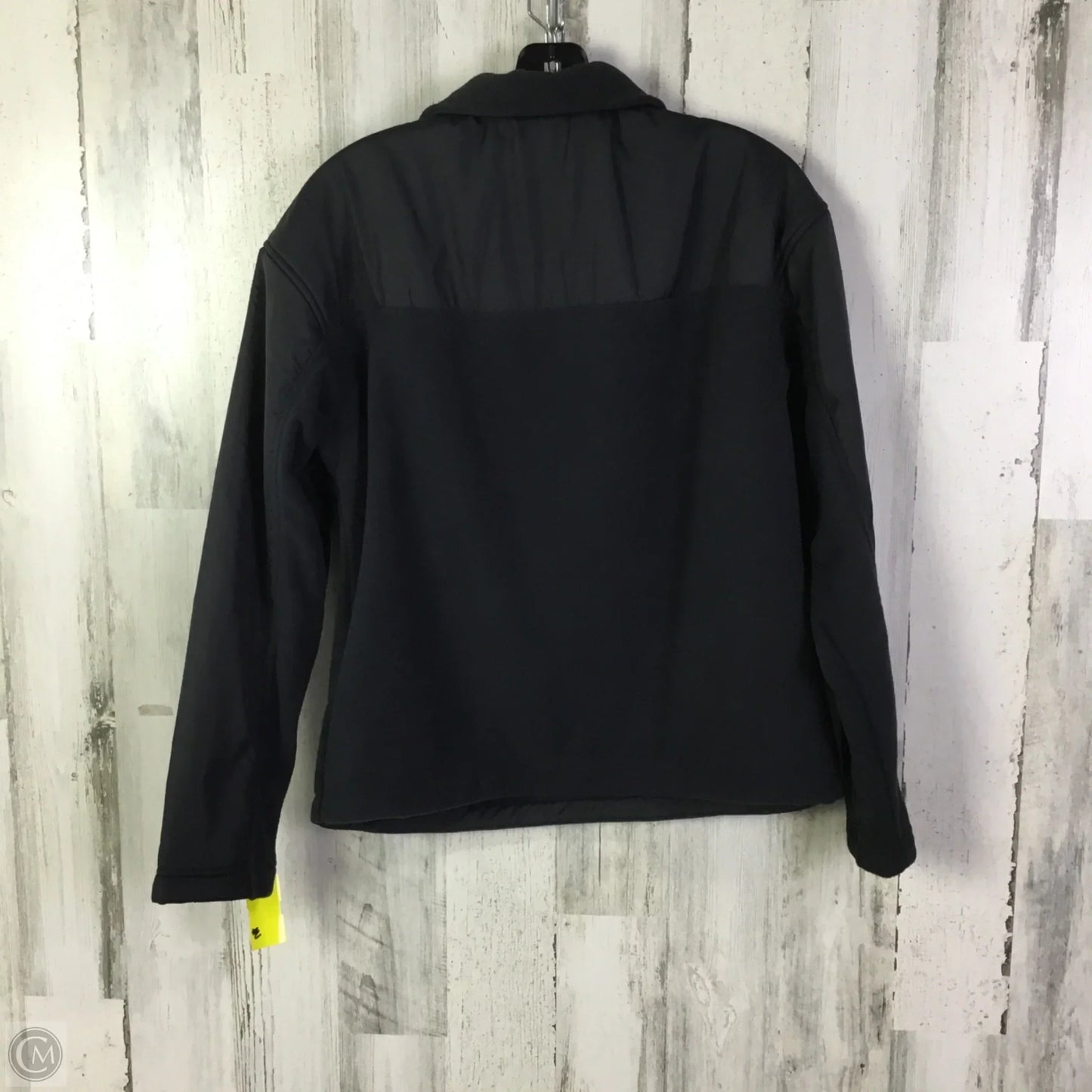 Athletic Top Long Sleeve Collar By New Balance In Grey, Size: S