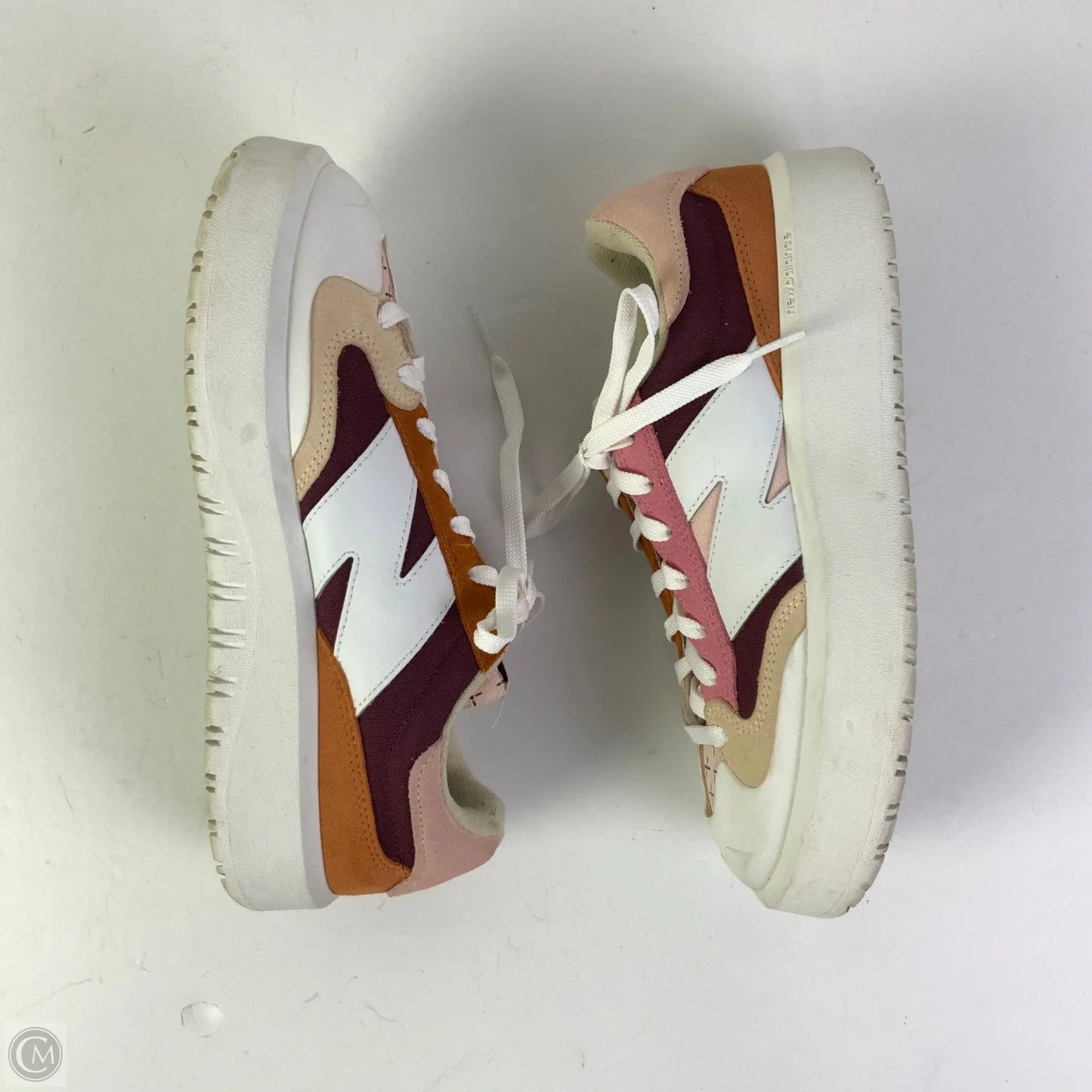 Shoes Sneakers By New Balance In Pink, Size: 9