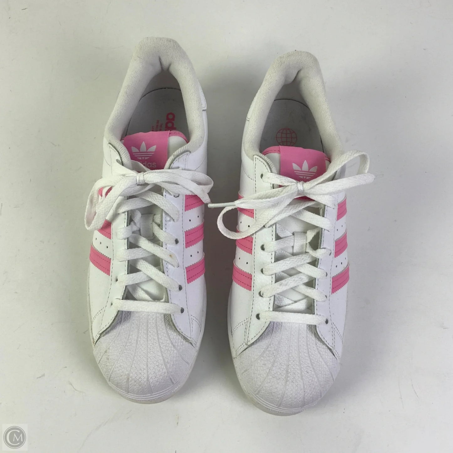 Shoes Sneakers By Adidas In White, Size: 9