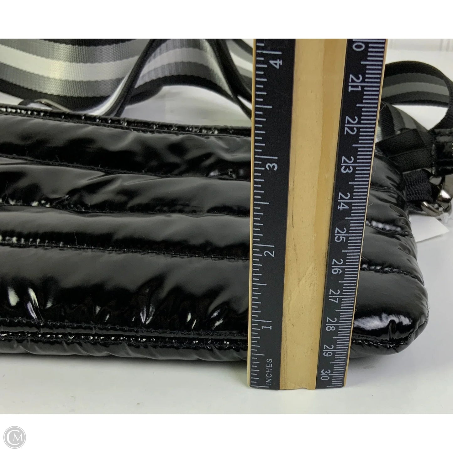 Crossbody By Think Royln, Size: Small
