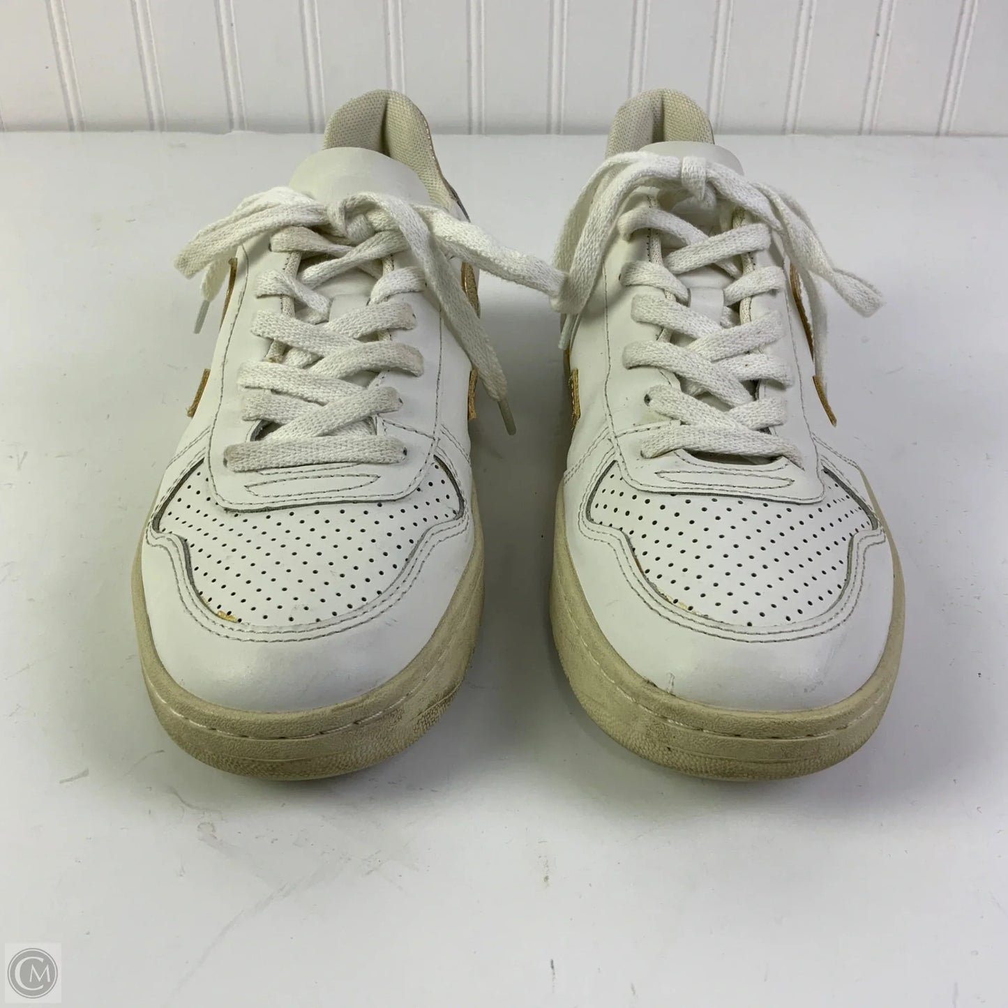 Shoes Sneakers By Veja In White, Size: 8