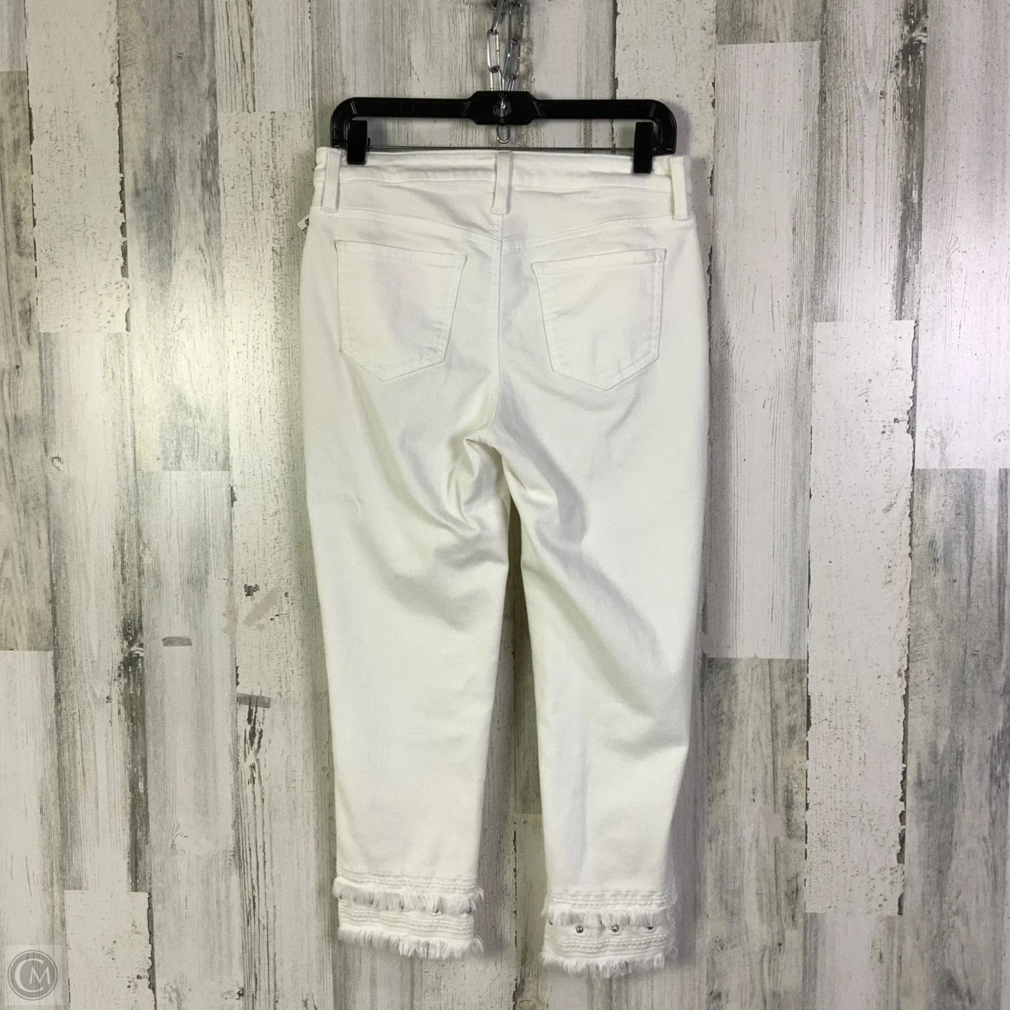 Jeans Cropped By Chicos In White Denim, Size: 4
