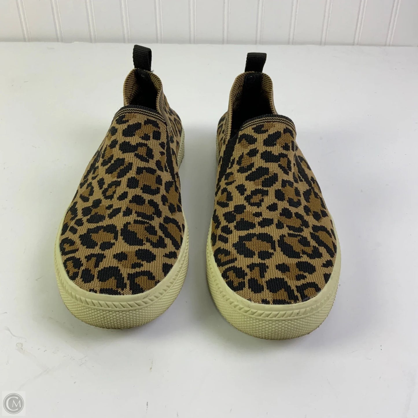 Shoes Flats By Earth In Animal Print, Size: 8.5