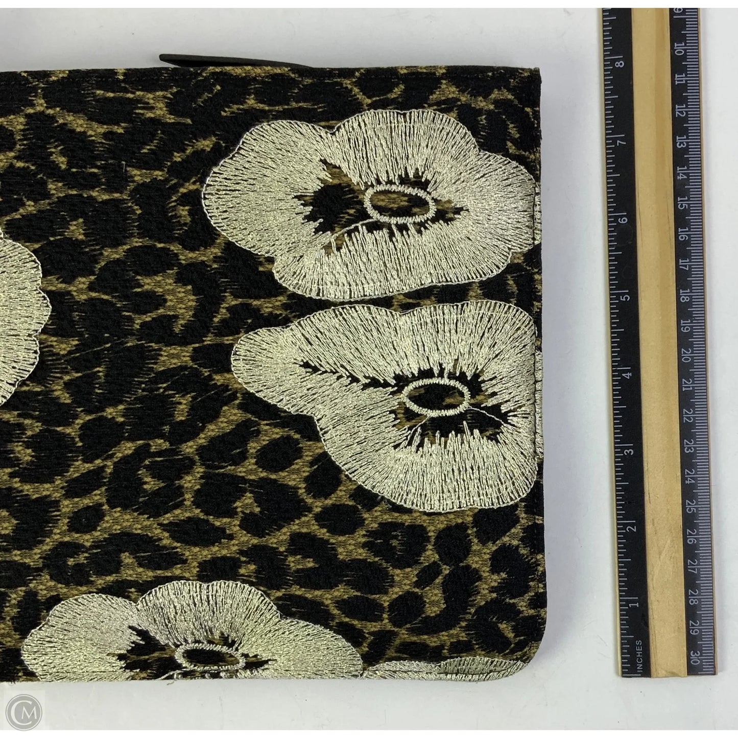 Clutch Designer By Sondra Roberts, Size: Medium