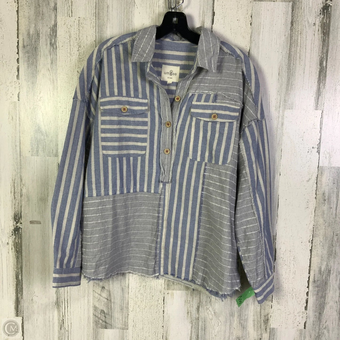 Top Long Sleeve By Umgee In Blue & White, Size: M