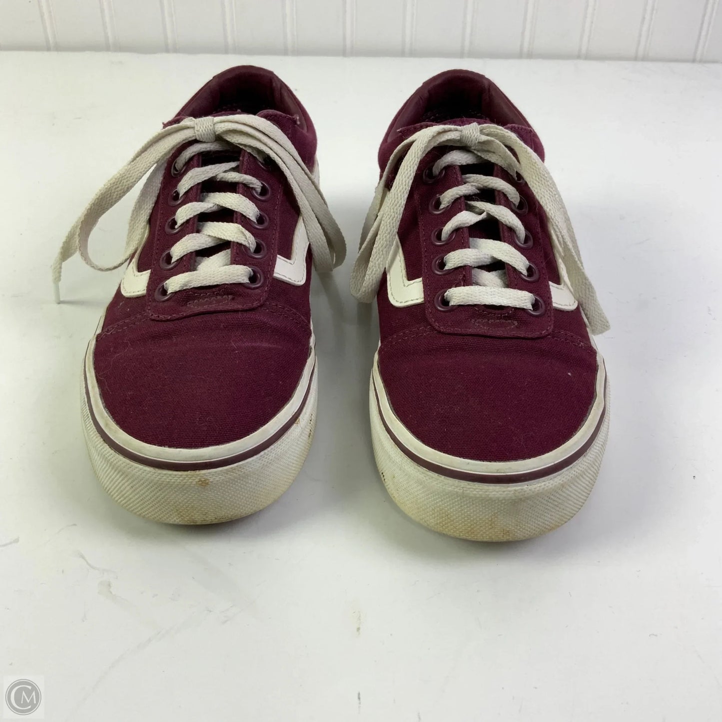 Shoes Sneakers By Vans In Maroon, Size: 5