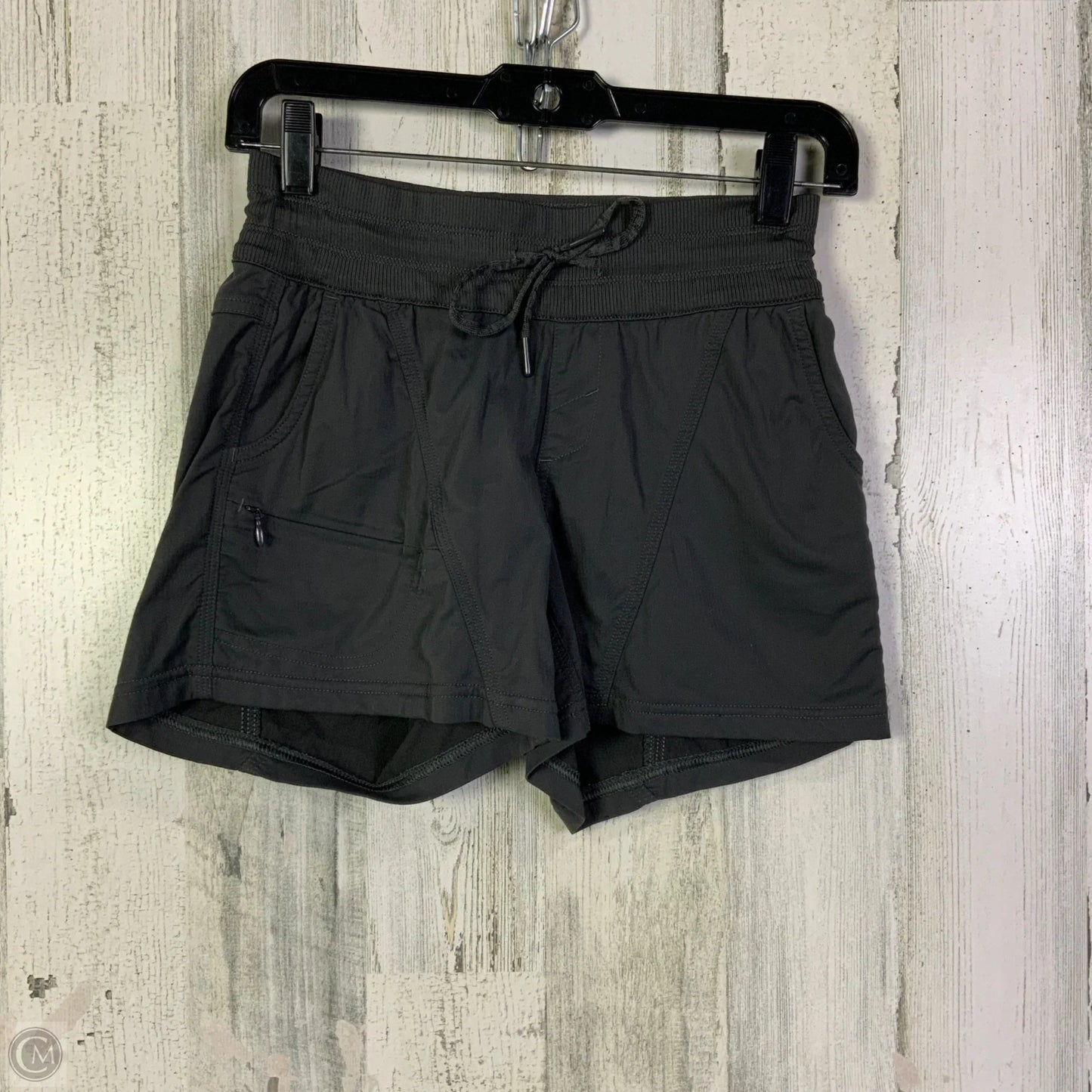 Athletic Shorts By The North Face In Grey, Size: Xs