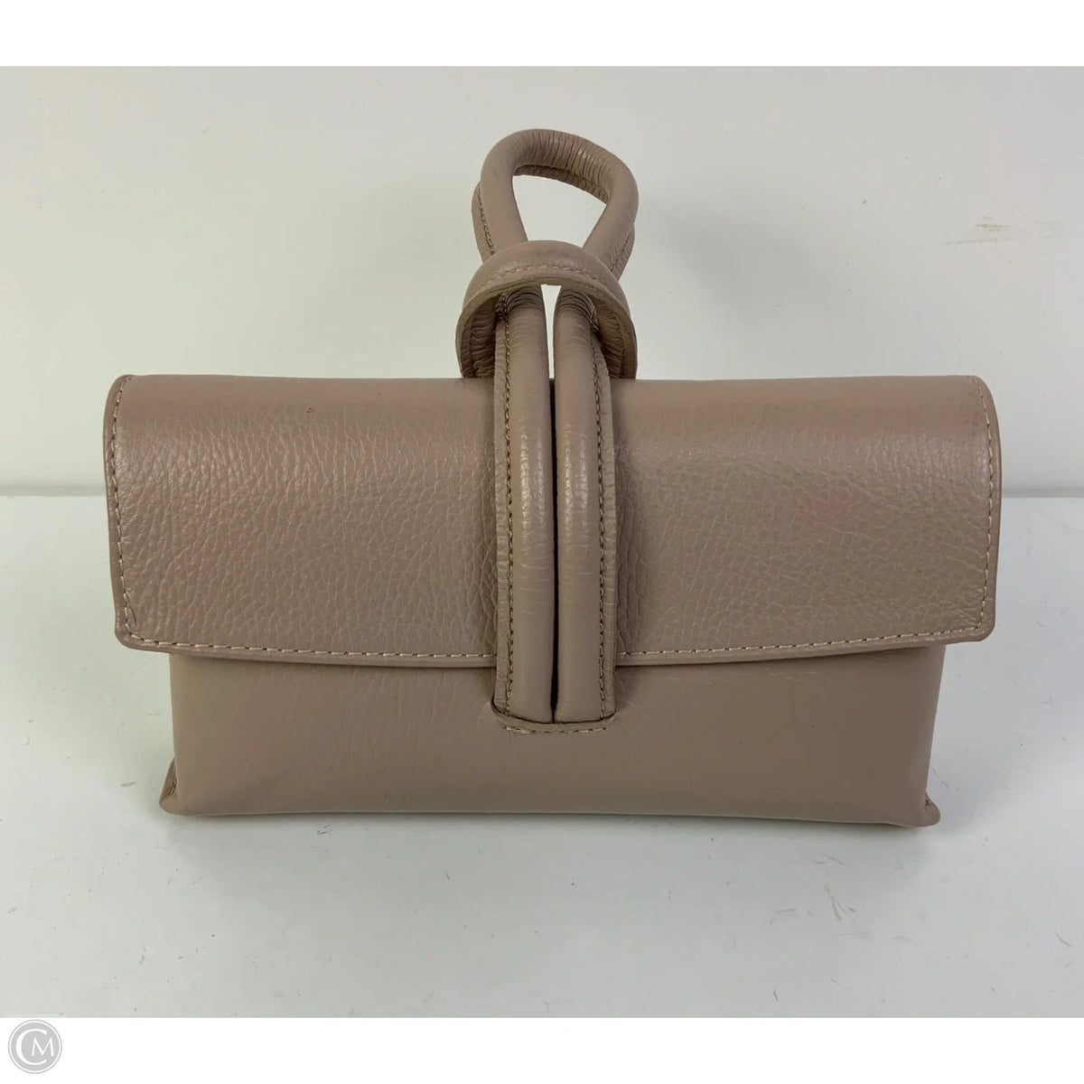Clutch By Clothes Mentor, Size: Medium