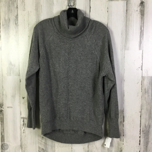 Sweater By Gap In Grey, Size: S