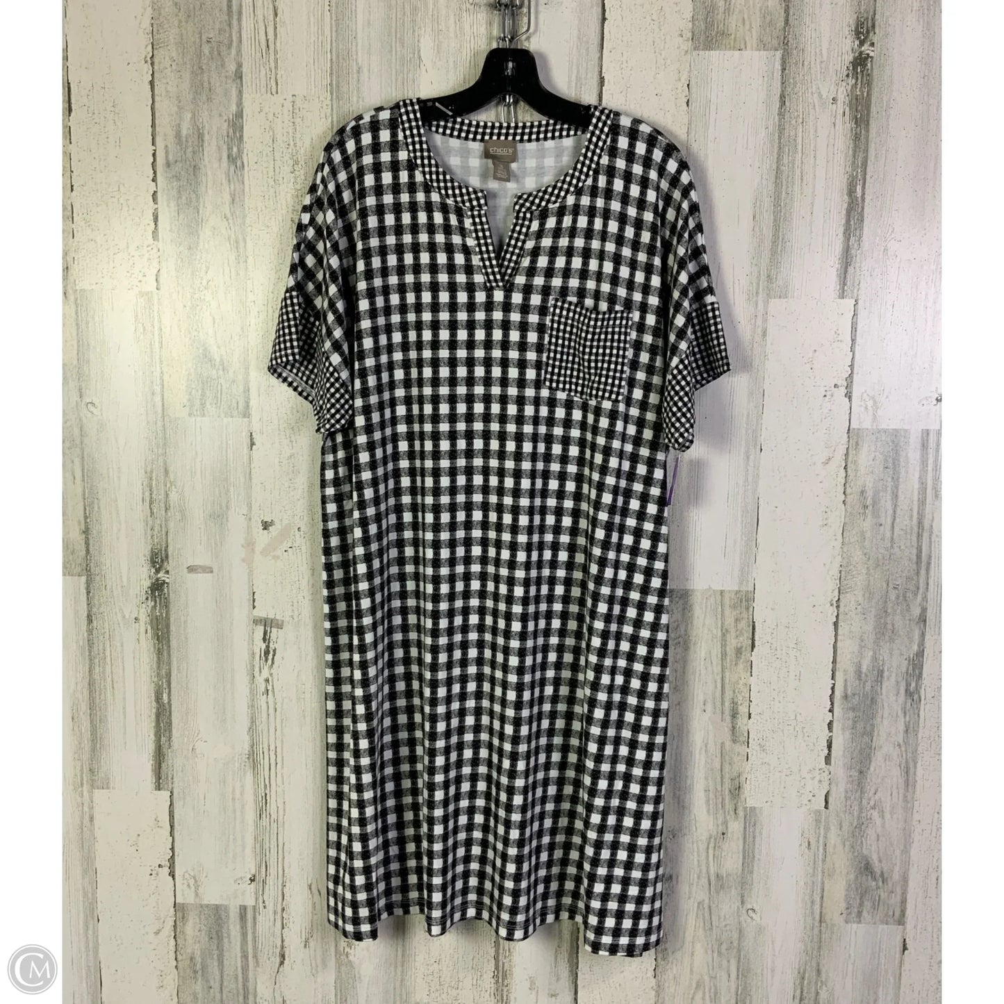 Dress Casual Short By Chicos In Black & White, Size: Xl