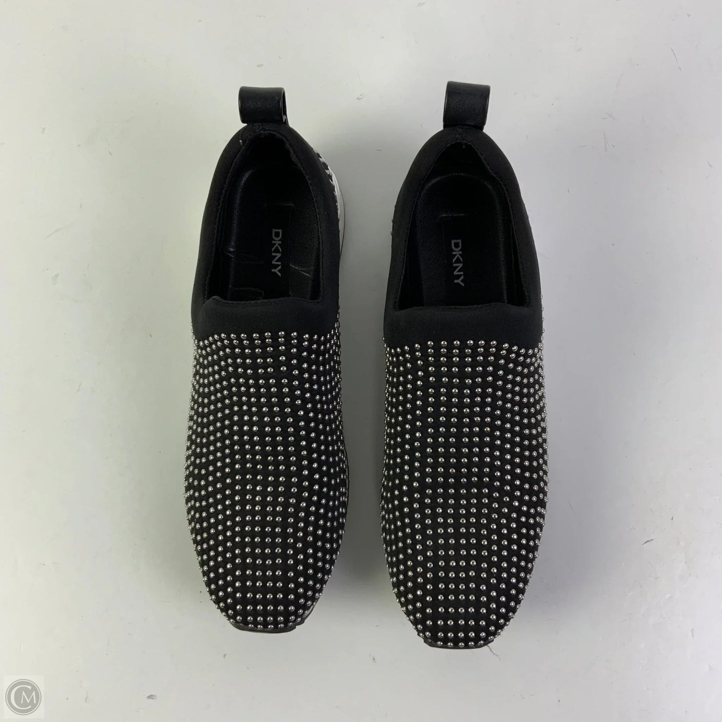 Shoes Sneakers By Dkny In Black & Silver, Size: 8