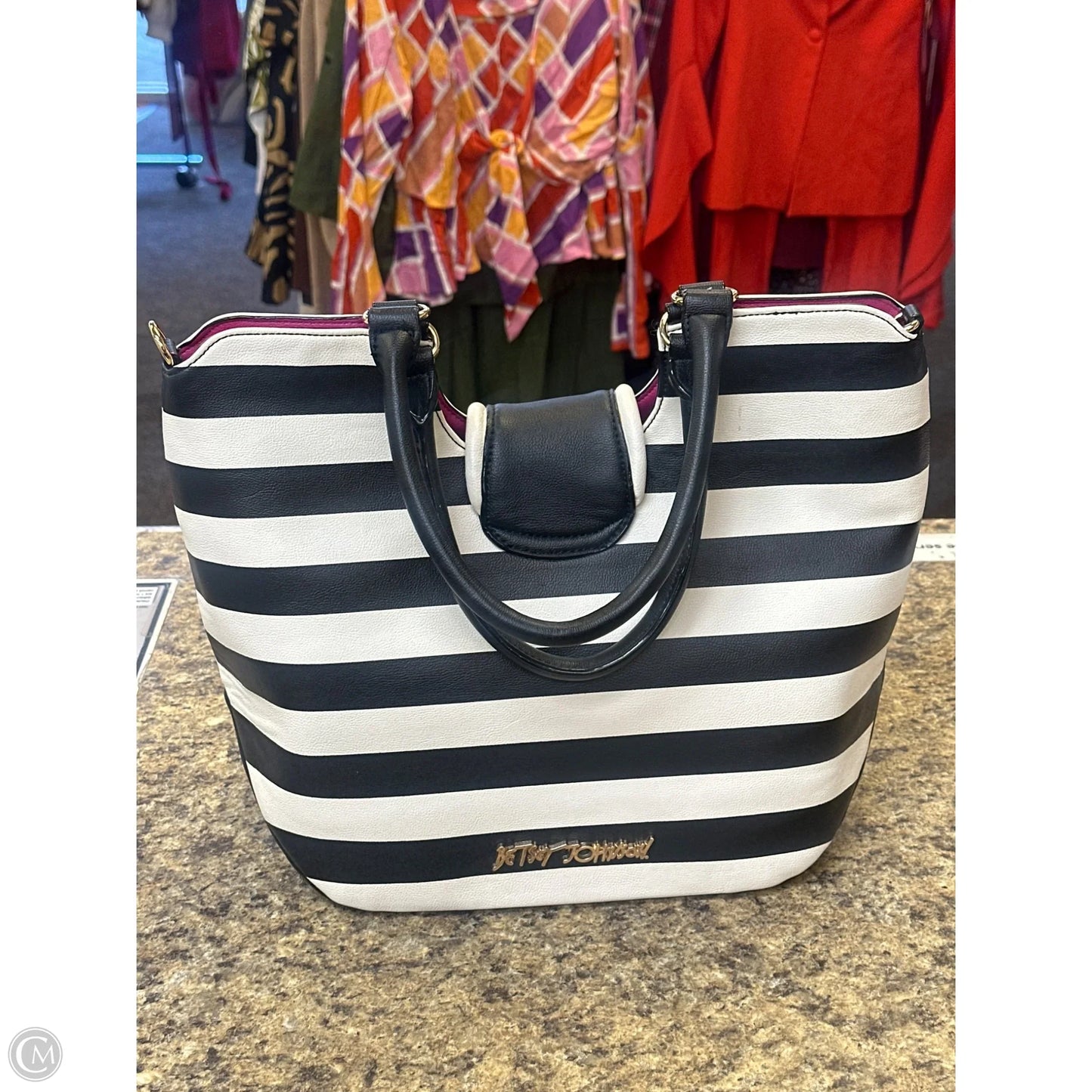 Handbag By Betsey Johnson, Size: Medium