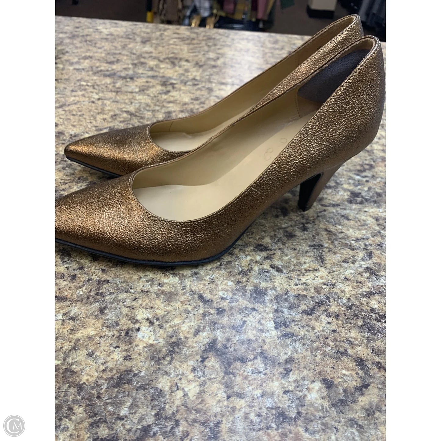 Shoes Heels Kitten By Naturalizer In Gold, Size: 7.5