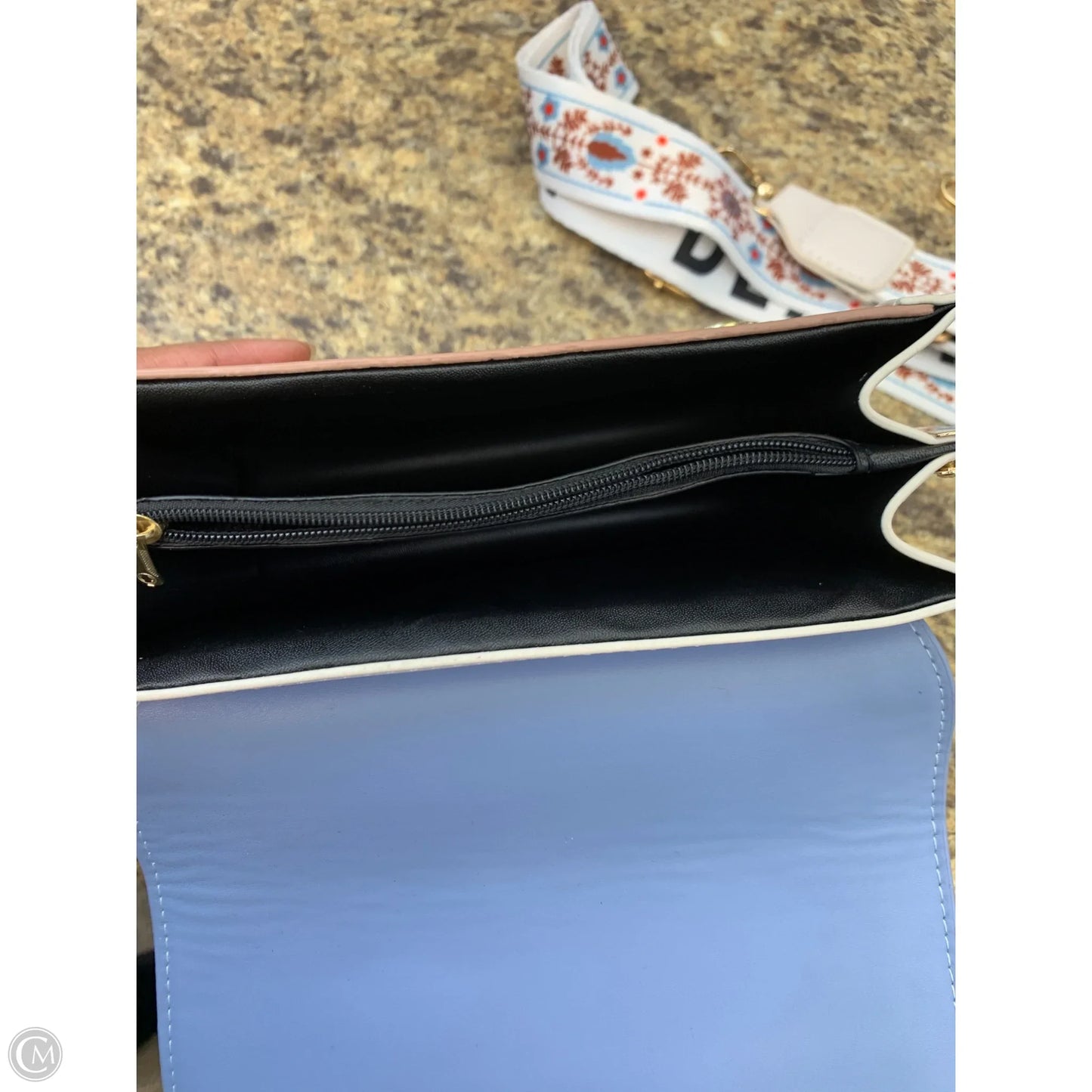 Handbag By Clothes Mentor, Size: Small