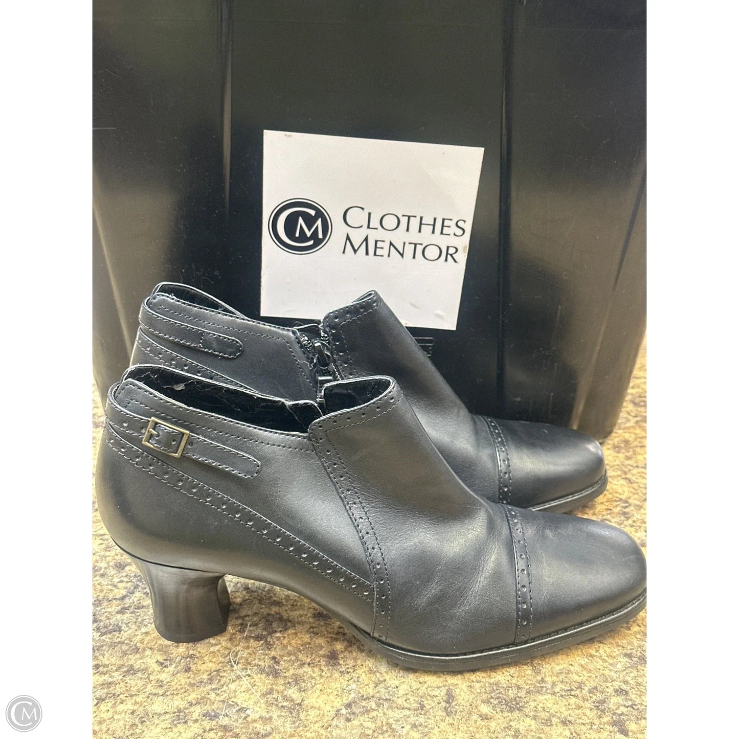 Boots Ankle Flats By Clarks In Black, Size: 8.5