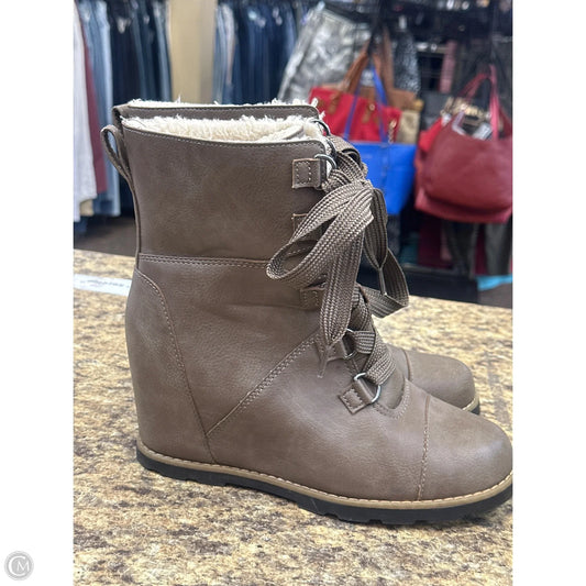 Boots Mid-calf Flats By Universal Thread In Beige, Size: 8.5