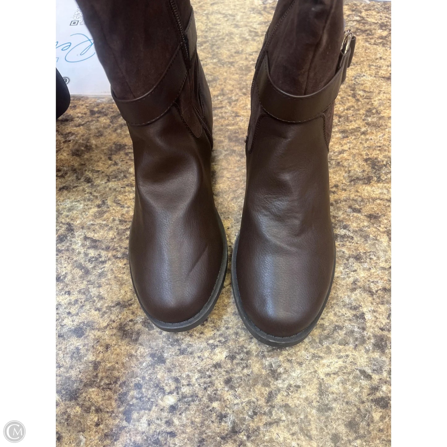 Boots Knee Flats By Clothes Mentor In Brown, Size: 7