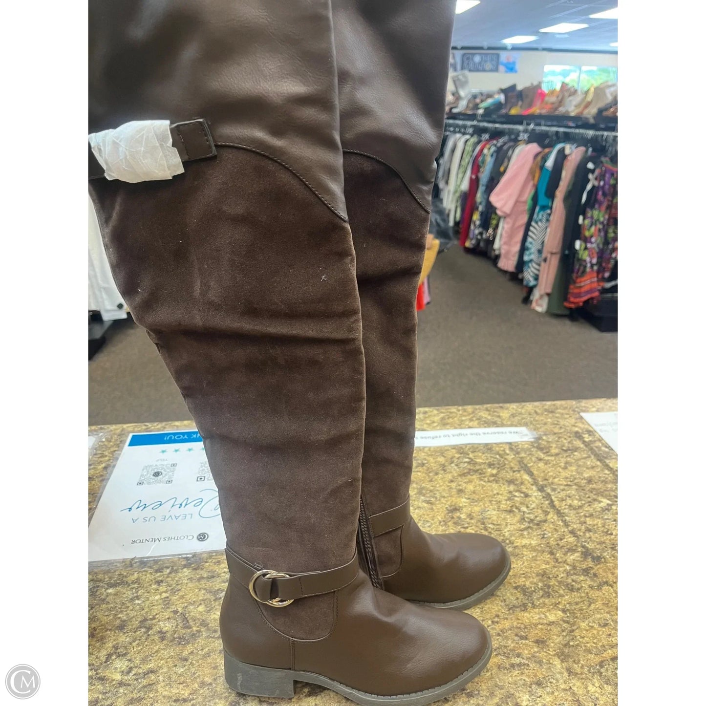 Boots Knee Flats By Clothes Mentor In Brown, Size: 7