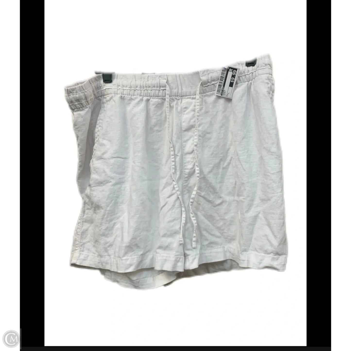 Shorts By Old Navy In White, Size: L