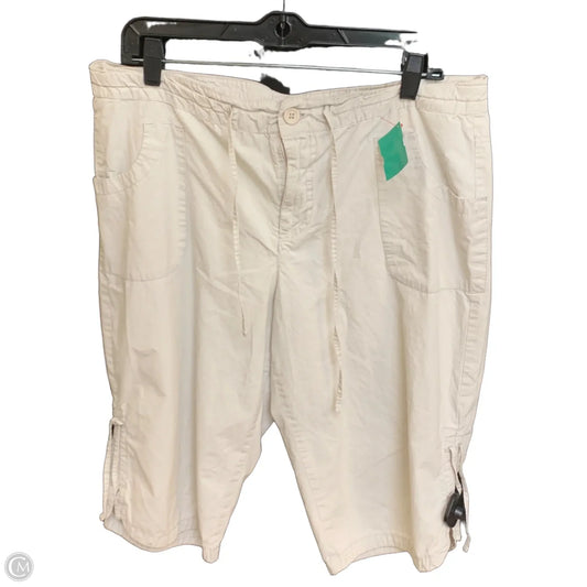 Shorts By Gloria Vanderbilt In Beige, Size: 12
