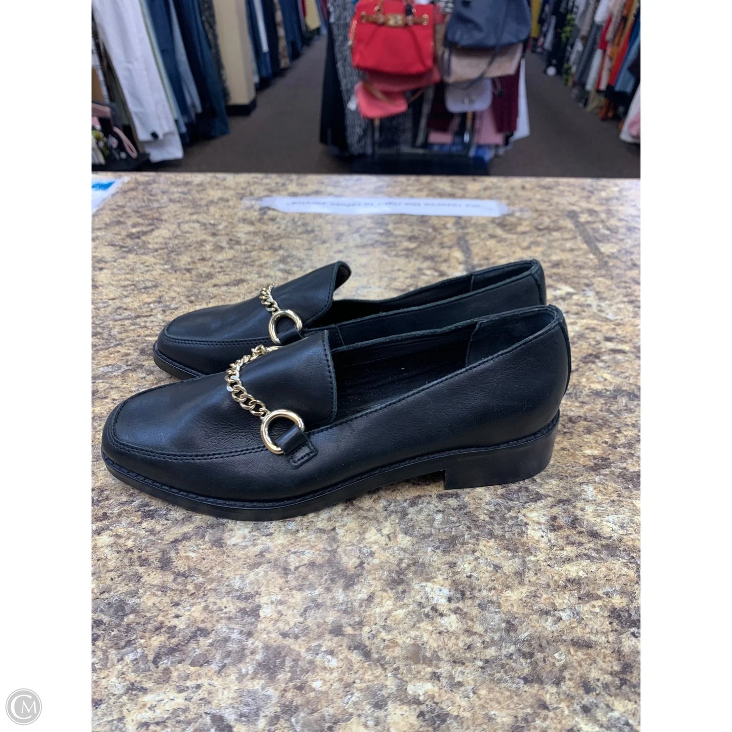 Shoes Flats By Dolce Vita In Black & Gold, Size: 6