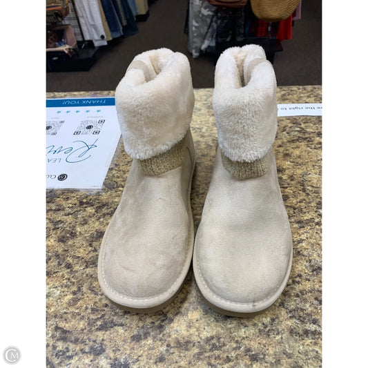 Boots Ankle Flats By Jelly Pop In Cream, Size: 8