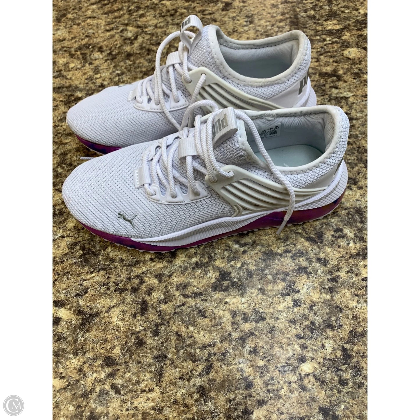 Shoes Athletic By Puma In White, Size: 7