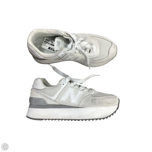 Shoes Athletic By New Balance In Cream, Size: 7.5
