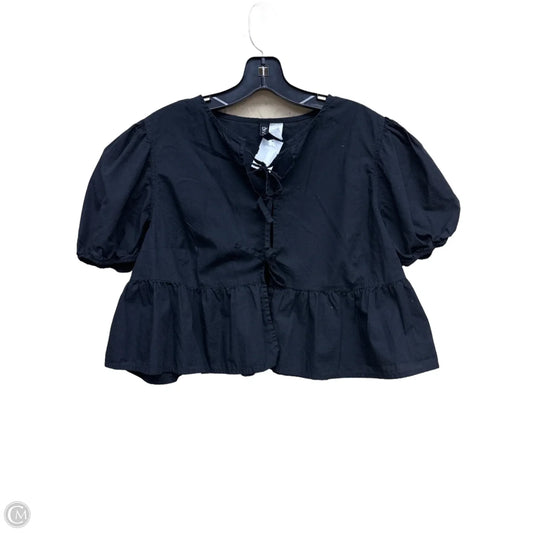 Top Short Sleeve By Divided In Black, Size: L