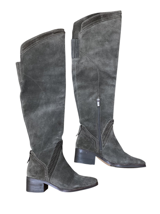Boots Knee Flats By Vince Camuto In Grey, Size: 5.5