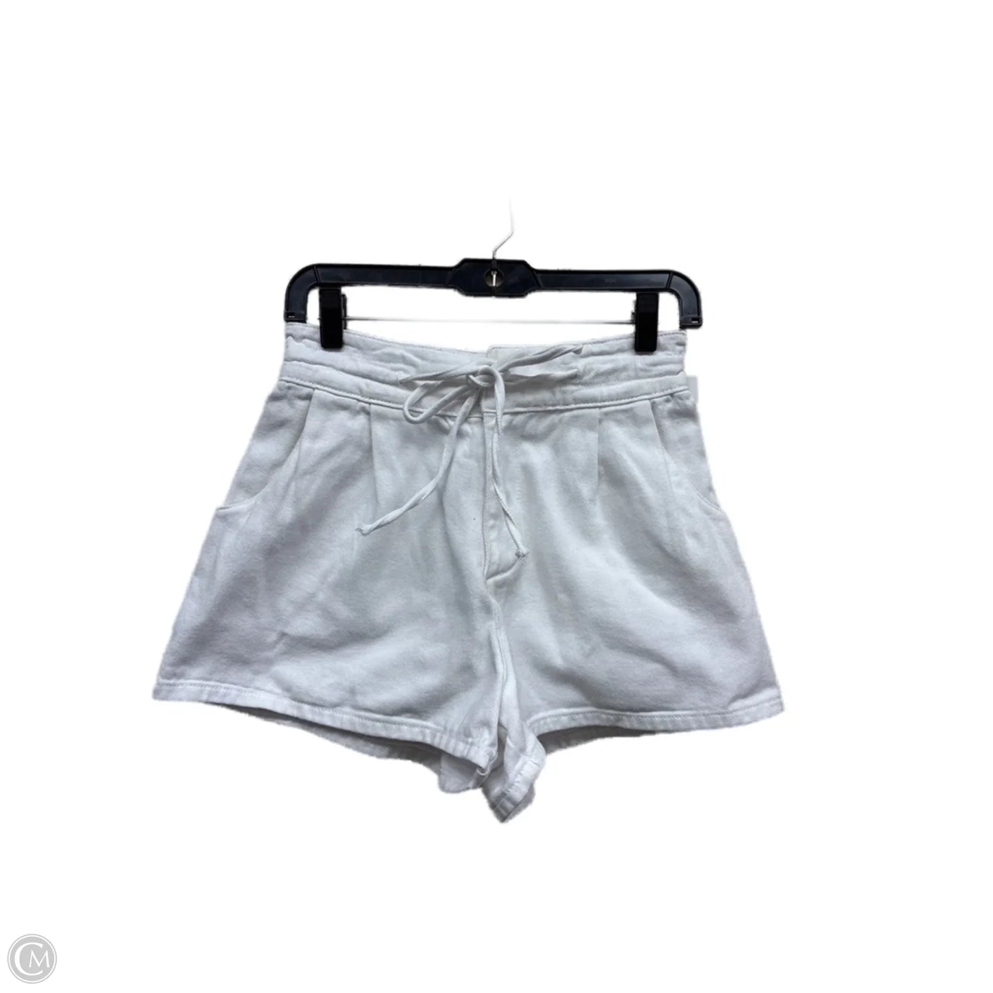 Shorts By Clothes Mentor In White Denim, Size: S