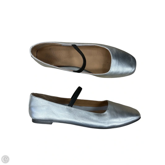 Shoes Flats By Madewell In Silver, Size: 6