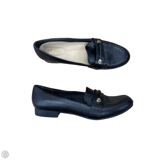 Shoes Flats By Liz Claiborne In Black, Size: 11