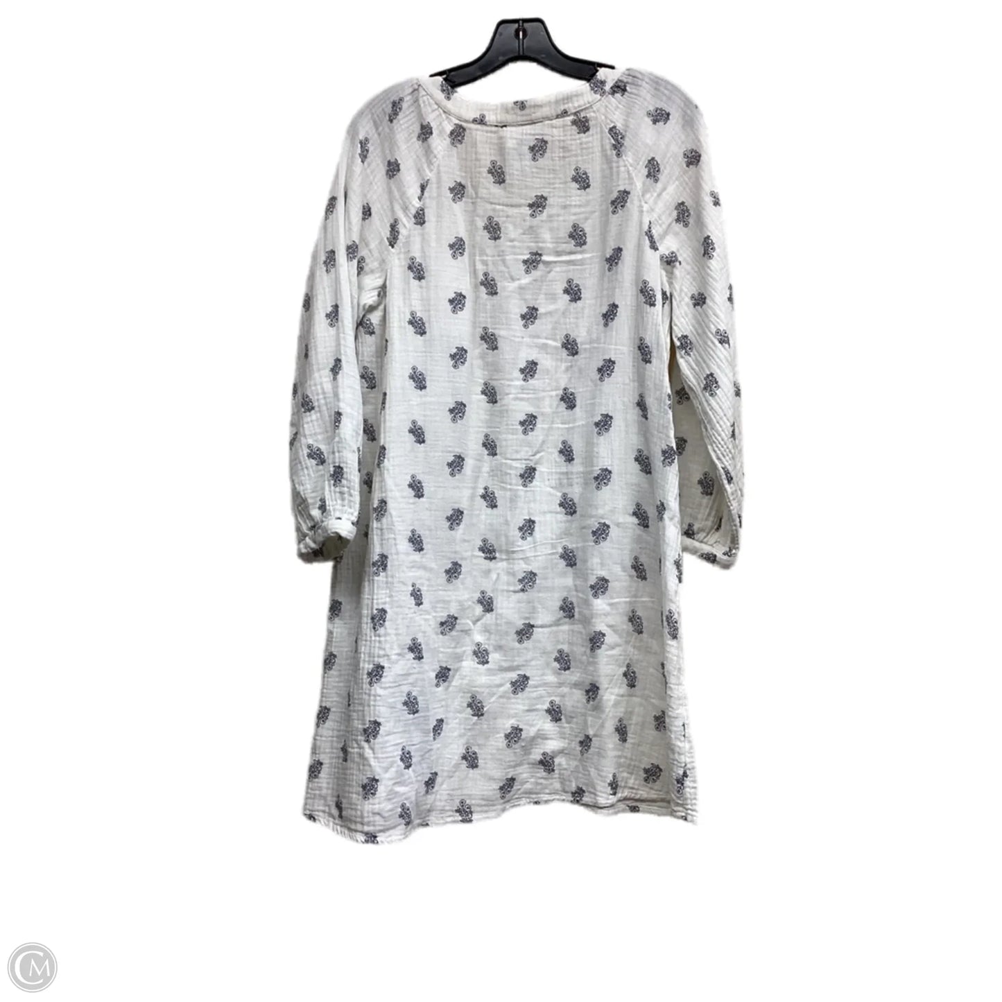 Dress Casual Short By C And C In White, Size: S