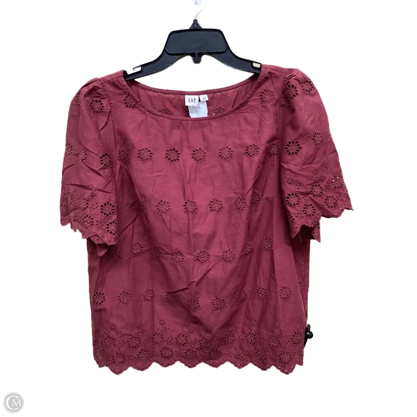 Top Short Sleeve By Gap In Maroon, Size: S