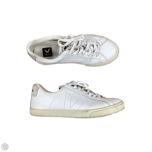 Shoes Sneakers By Cma In White, Size: 7