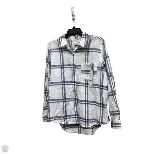 Top Long Sleeve By Universal Thread In White, Size: M