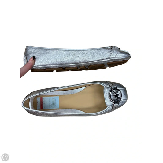 Shoes Flats By Michael By Michael Kors In Silver, Size: 8.5