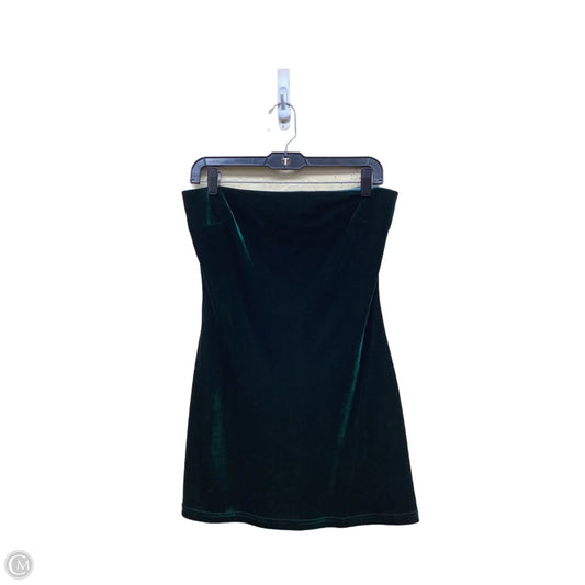 Dress Casual Short By Clothes Mentor In Green, Size: M