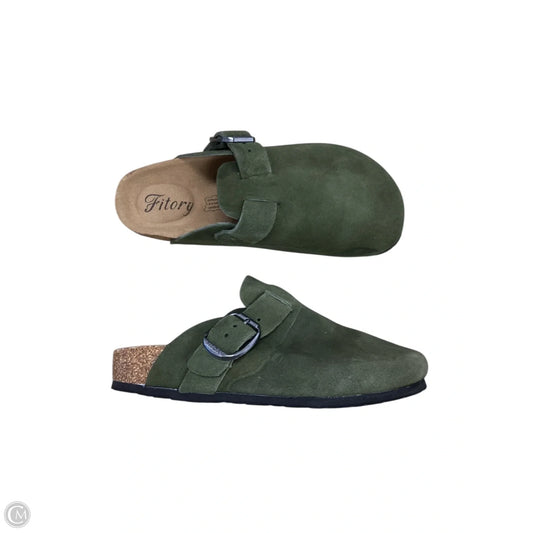 Shoes Flats By Clothes Mentor In Green