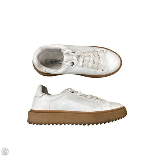 Shoes Sneakers By Steve Madden In White, Size: 9