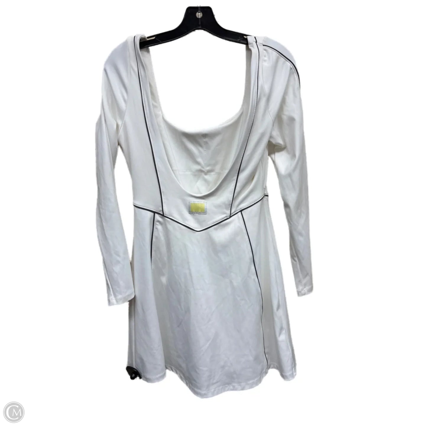 Dress Casual Short By Clothes Mentor In White, Size: Xxl