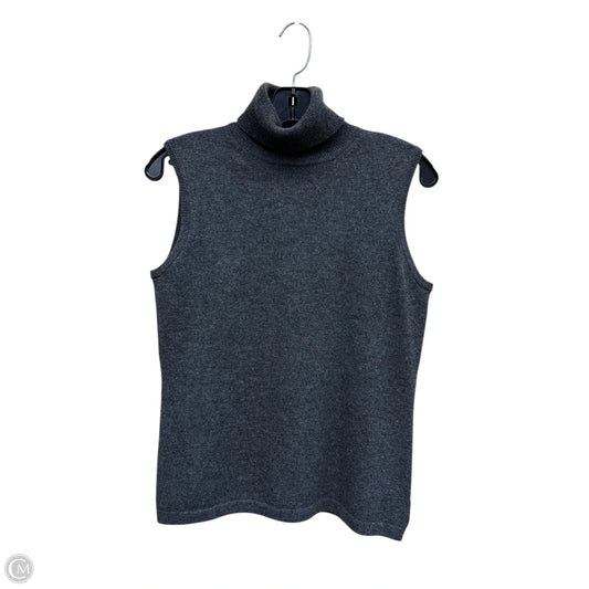 Top Sleeveless By Bloomingdales In Grey, Size: M